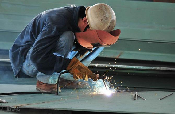 Steel structure manual arc welding process